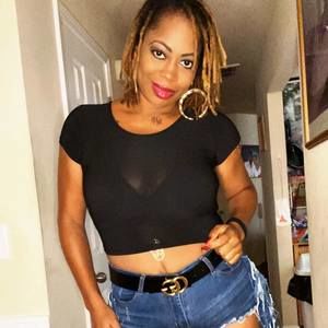 Meet your Posher, Ajajuanita